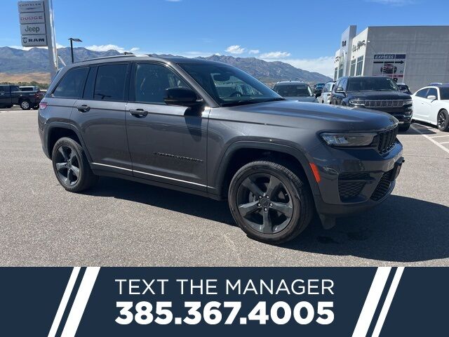 2023 Jeep Grand Cherokee Altitude