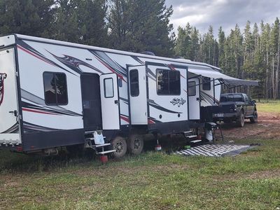 Striker Toy Hauler Fifth Wheel - Spacious, Modern Interior, Full Kitchen, Private Bedroom