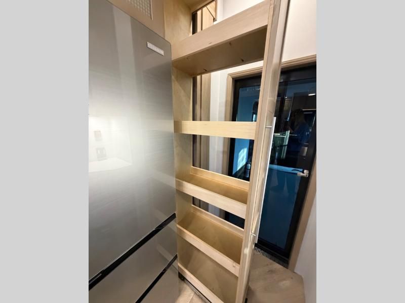 Main image 22