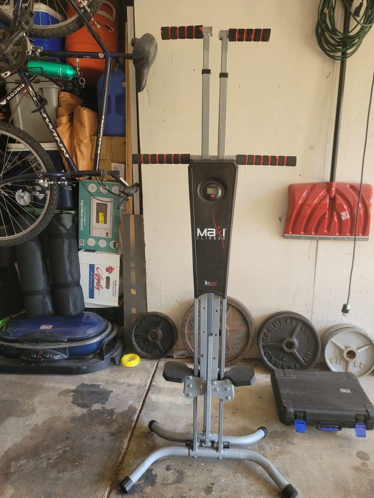 Maxi Climber Vertical Fitness Exercise Machine with Digital Monitor