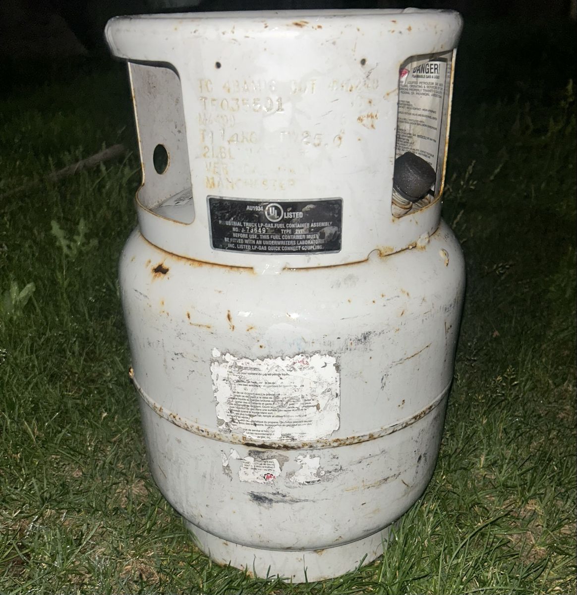 Forklift Propane Tank 33.5-gallon