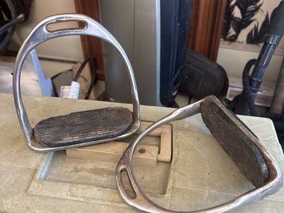 English stirrups