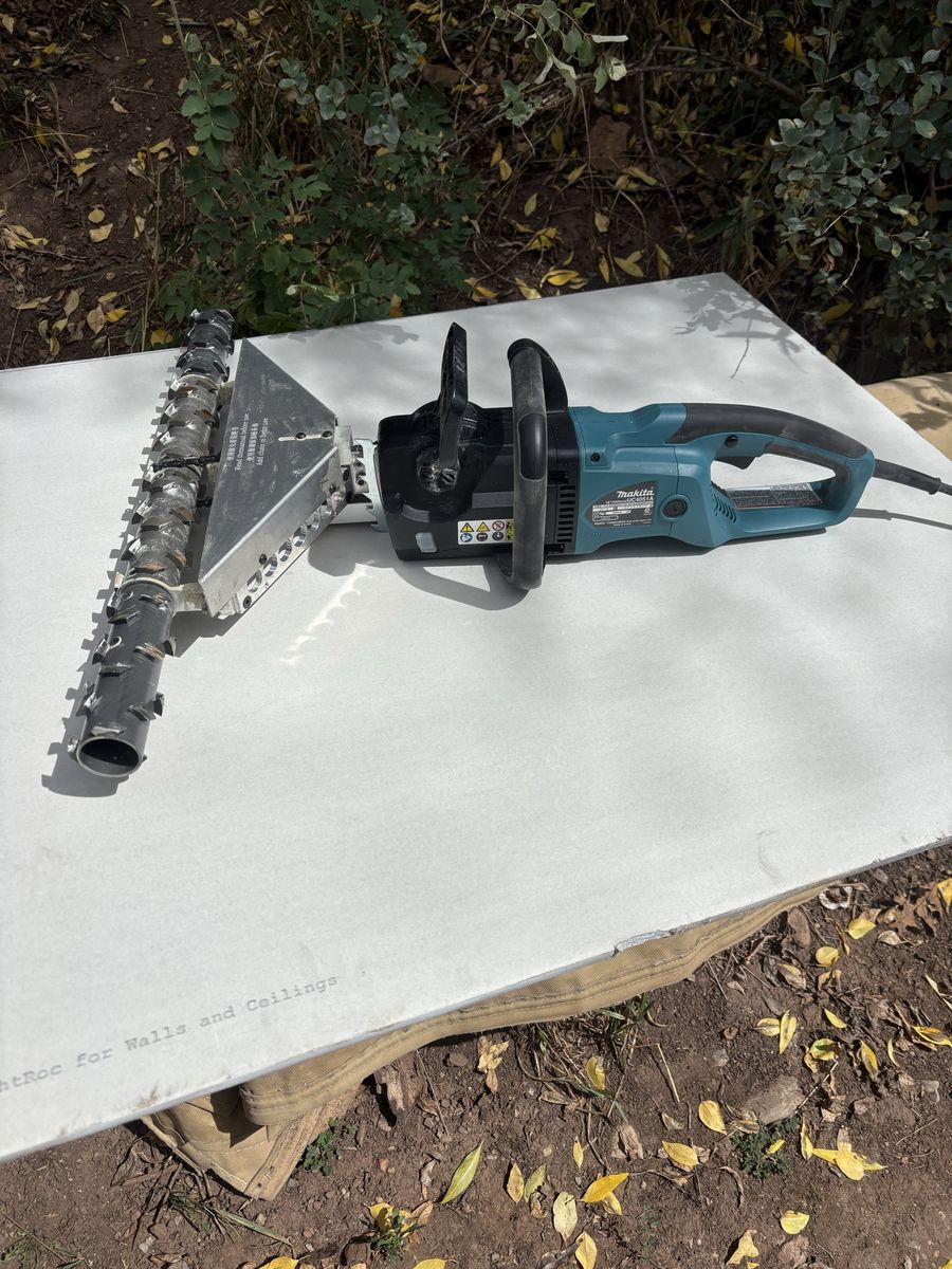 Spray Foam Cutting Tool. For Closed Cell and Open Cell Foam. 