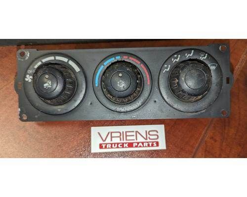 Kenworth T800 Heater/AC Temperature Control, Part # F21-1013-21-000