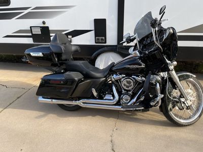 2017 Harley Davidson Street Glide