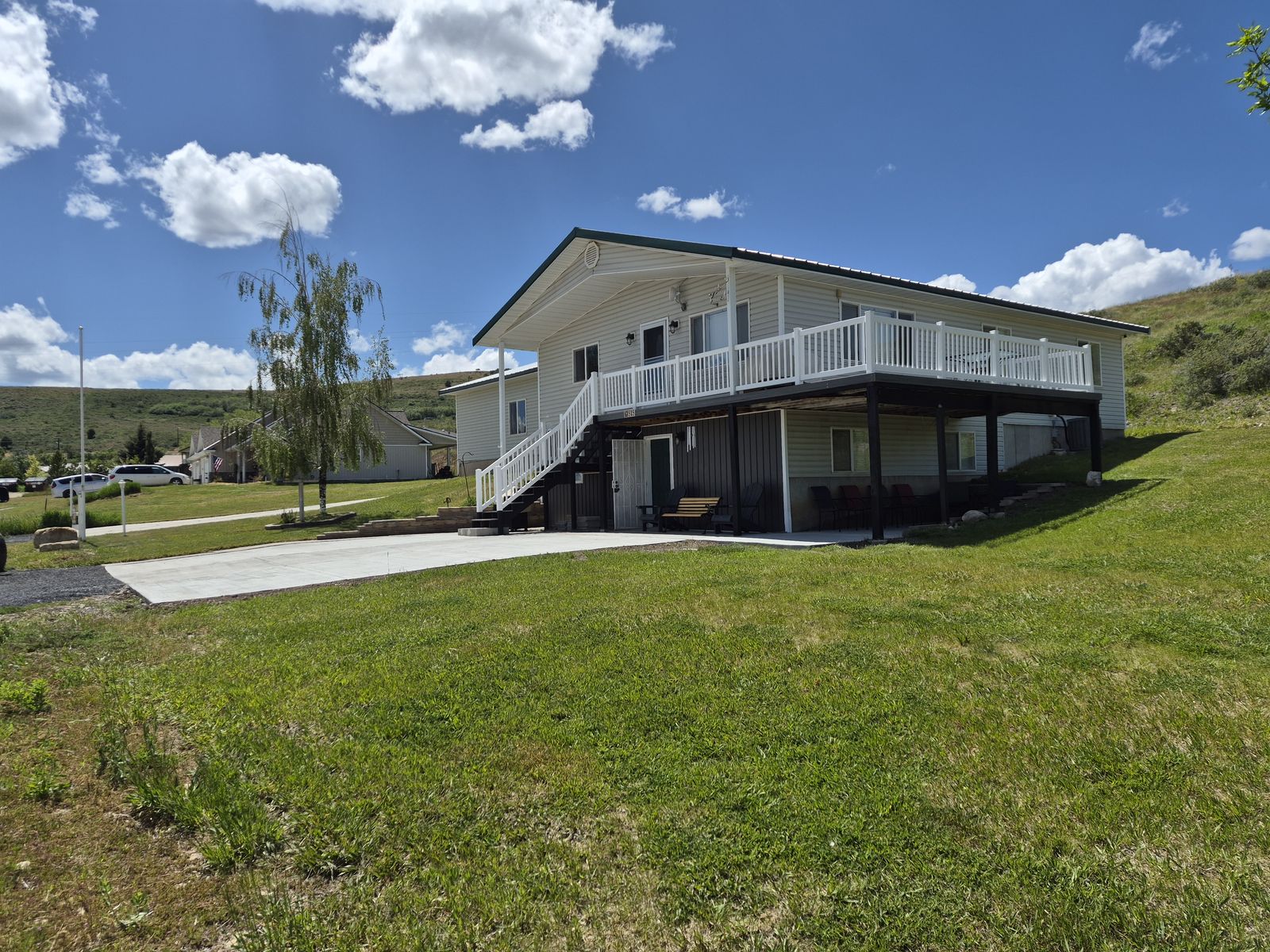 Main image 2
