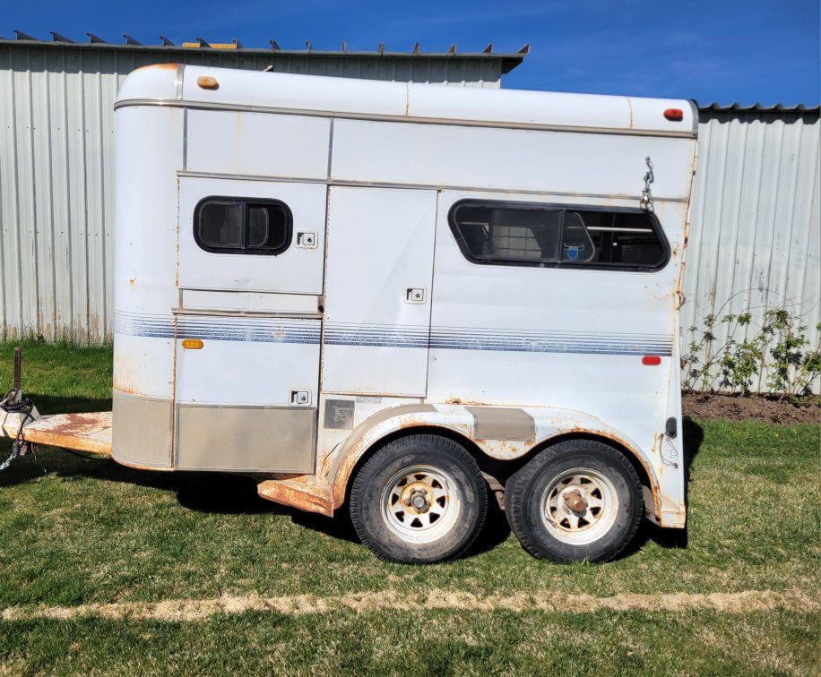 2 horse trailer