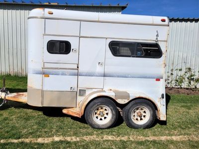 2 horse trailer