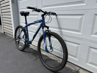 Specialized hardrock 19”
