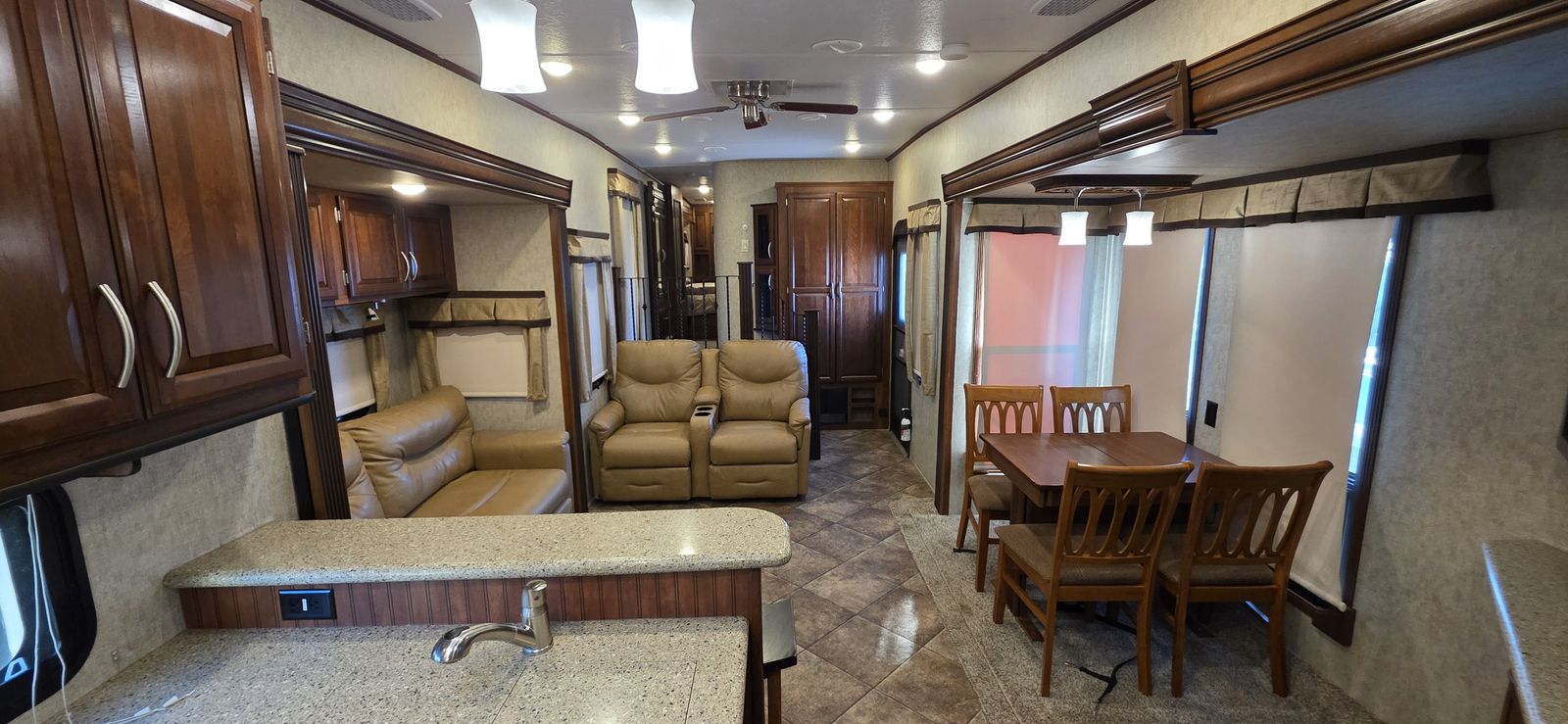 2017 Forest River Sanibel 3701 – Rear Kitchen – Like New – 42FT – New 14 Ply Tires