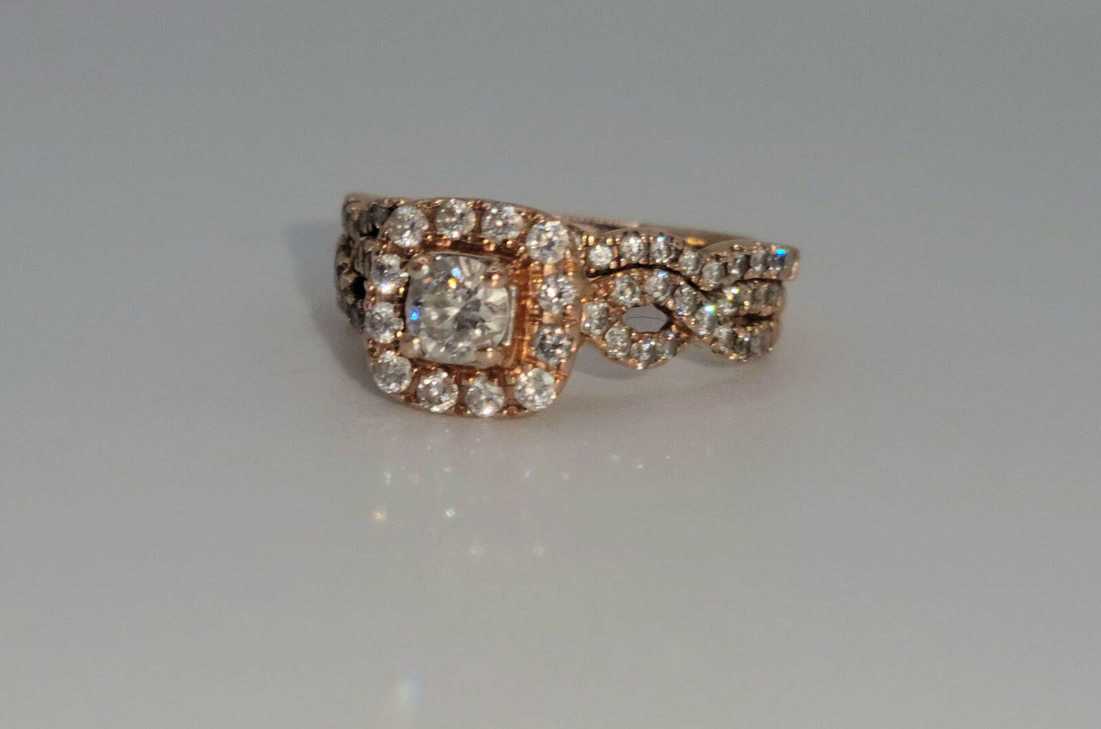 Gorgeous 14k Rose Gold 1.04 Karat Engagement Ring