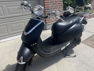 2022 Sym Cali Classic 200i – Low Miles, Huge Fun!