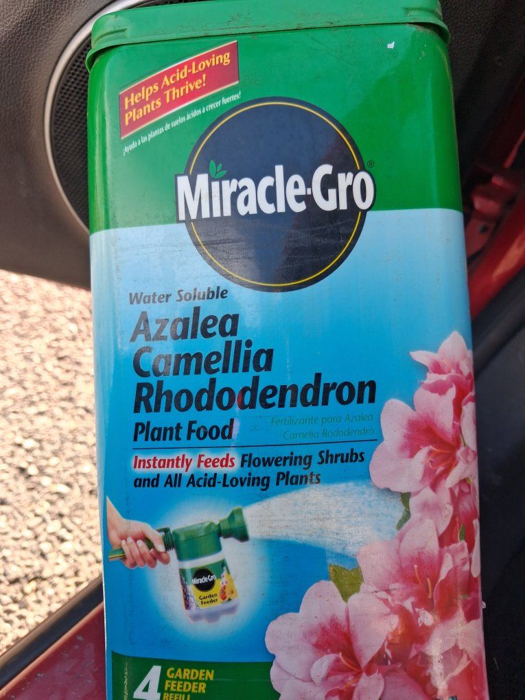 Miracle-Gro Water Soluble Azalea Camellia Rhododendron Plant Food 5 pounds never used