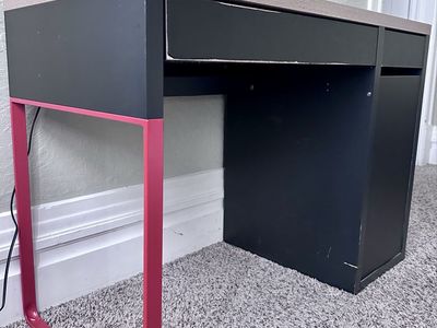 Small desk