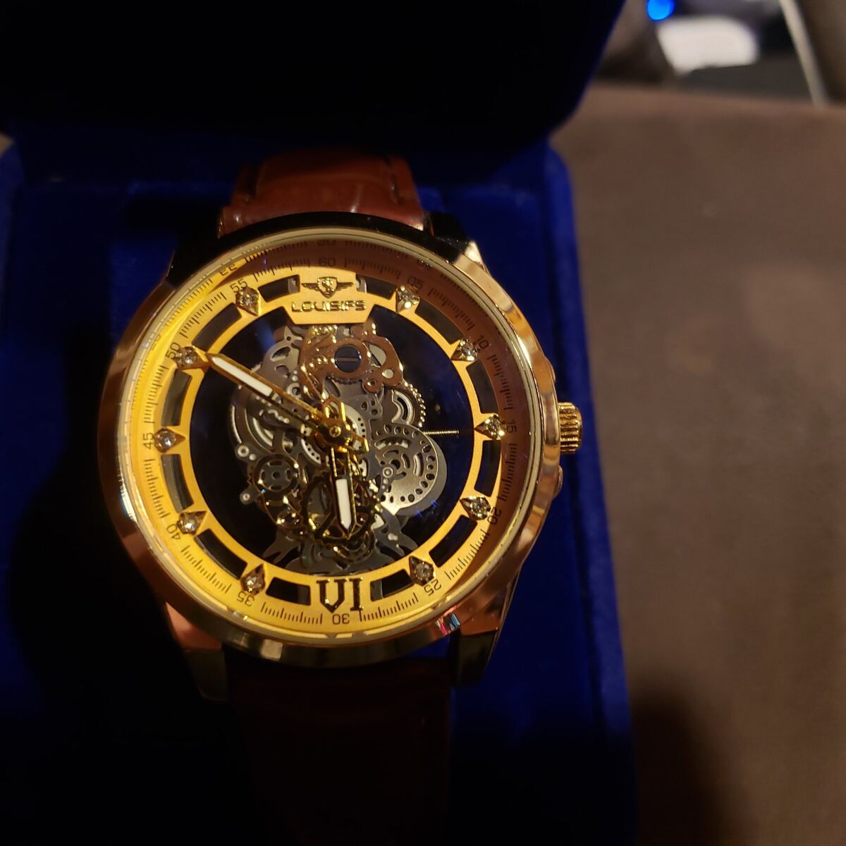 LOUISIFS WATCH NEW WITH DIAMONDS