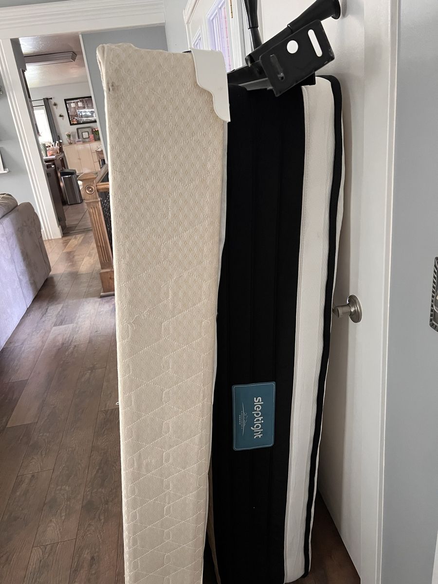 Queen mattress/bed frame and box spring