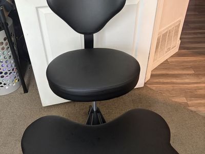 Officer Chair / Lounge Chair