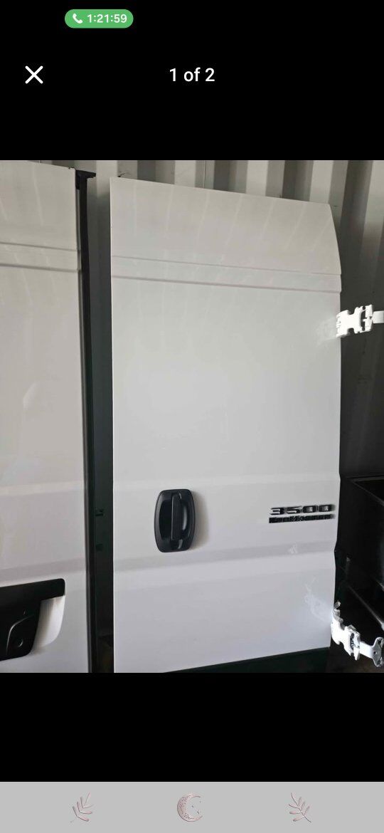Ram ProMaster 3500 OEM Rear Doors – Excellent