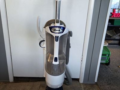 Shark Rotator Professional Lift-Away Upright Vacuum