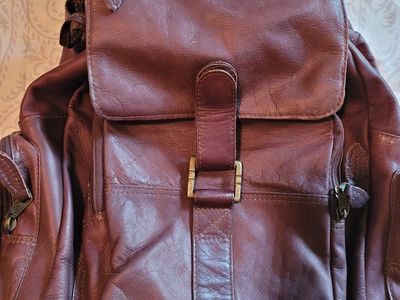 Unbranded Brown Leather Backpack Multi-Pocket Drawstring Closure Adjustable Straps. $50.