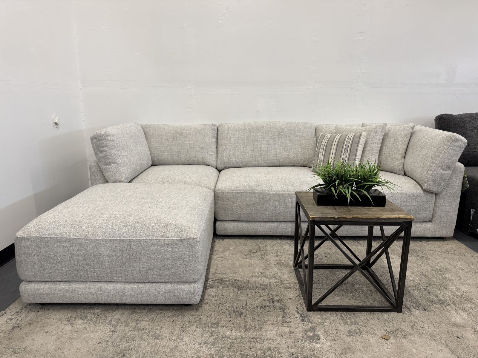 COSTCO 4-PIECE MODULAR SECTIONAL SOFA COUCH
