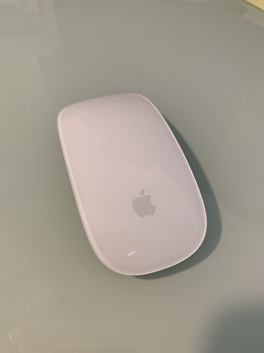 Apple Magic Mouse 2 (Lightning Charger) Model A1657