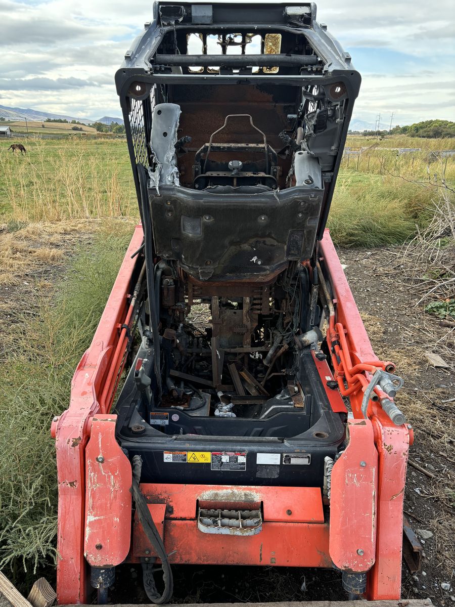Main image 5