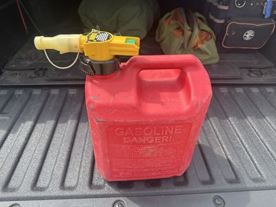 Gas can fuel can 2.5 gallon