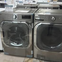 GAS  XL LG Washer & Dryer Set – Refurbished & Ready to Go!