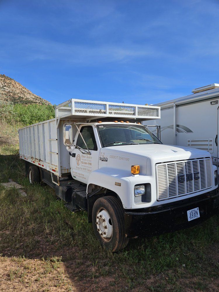 GMC C6500 Dump Truck - 1995 White Commercial Dump Truck - 267,330 Miles