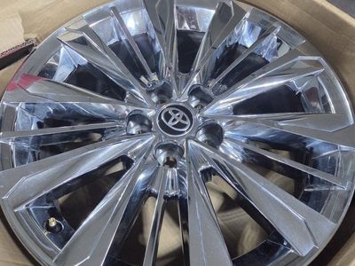 2026 Toyota grand Highlander 20" wheels