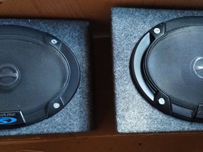 Alpine 6x9 speakers
