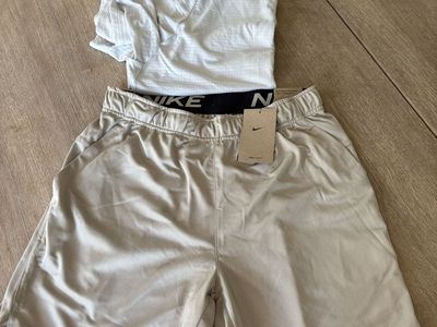 Men’s Tan Nike NWT shorts size S , tan Nike shirt boys