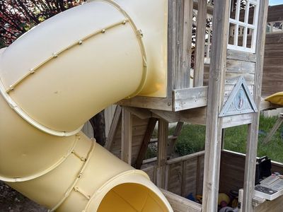 FREE Wooden Playhouse / Swing Set – You Haul