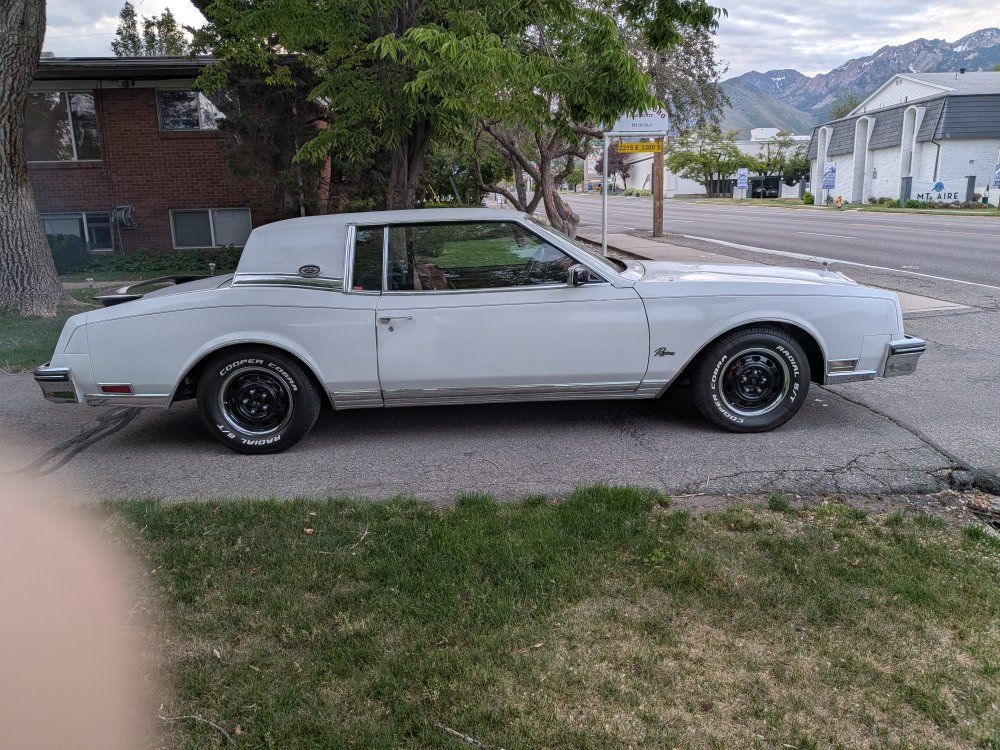 1980 Buick Riviera Base
