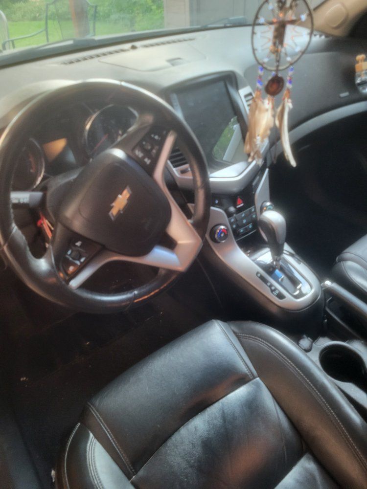 Silver Chevrolet Cruze Sedan - Leather Interior, Sunroof