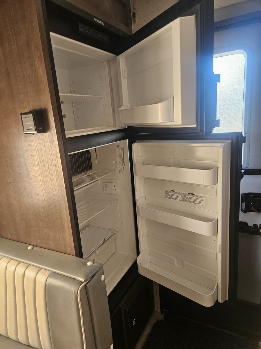 Main image 5