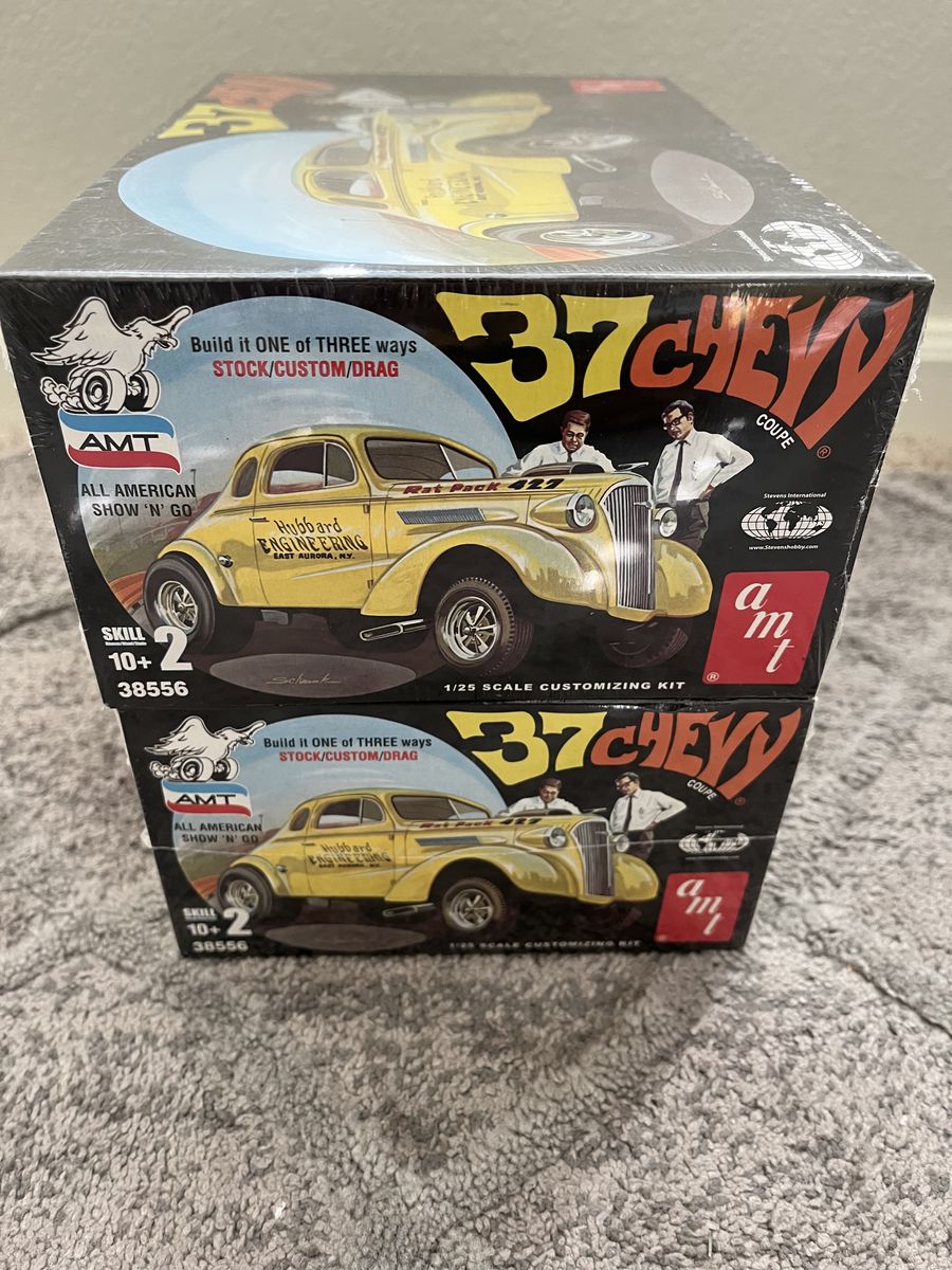 VINTAGE AMT '37 Chevy Coupe Model Kit