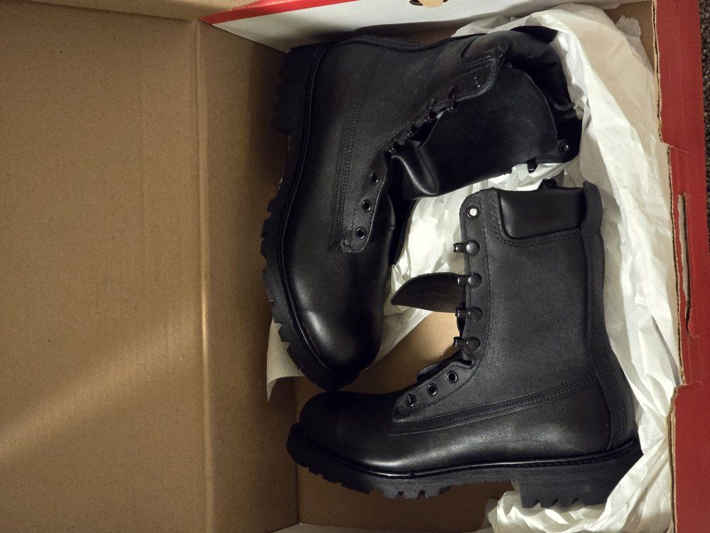 Brand New Fire Boots (BT3050 Wildland 8")