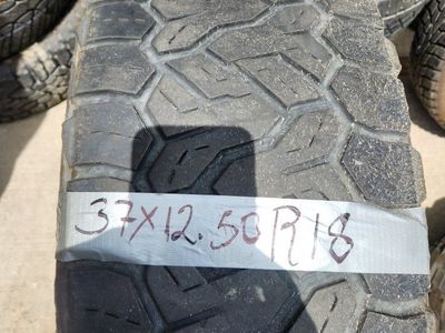 37x12.50r18 nitto recon grappler at
