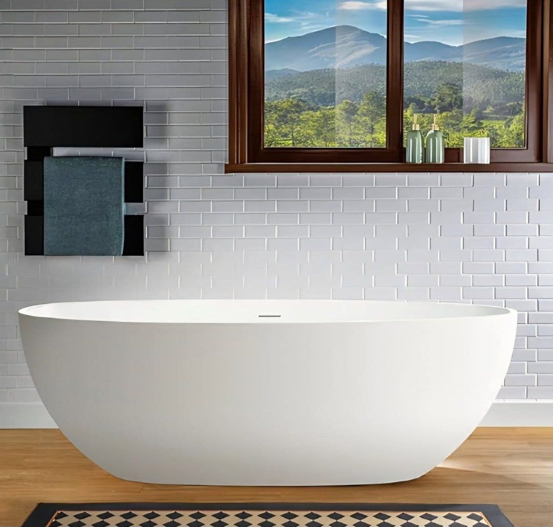 Bathtub in Matte White 67 in. x 30.75 in woodbrid