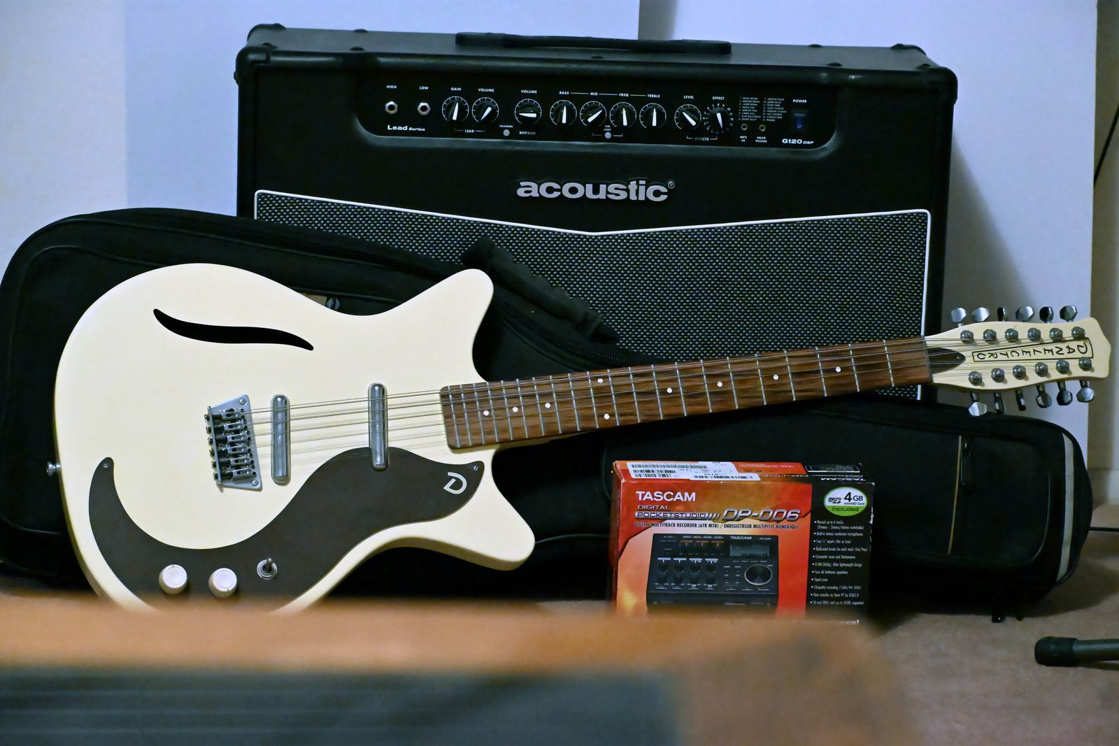 Danelectro vintage 12 string elrctric guitar