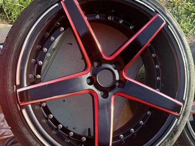 Laufenn 245/35ZR20 Tire and Rim Black Red