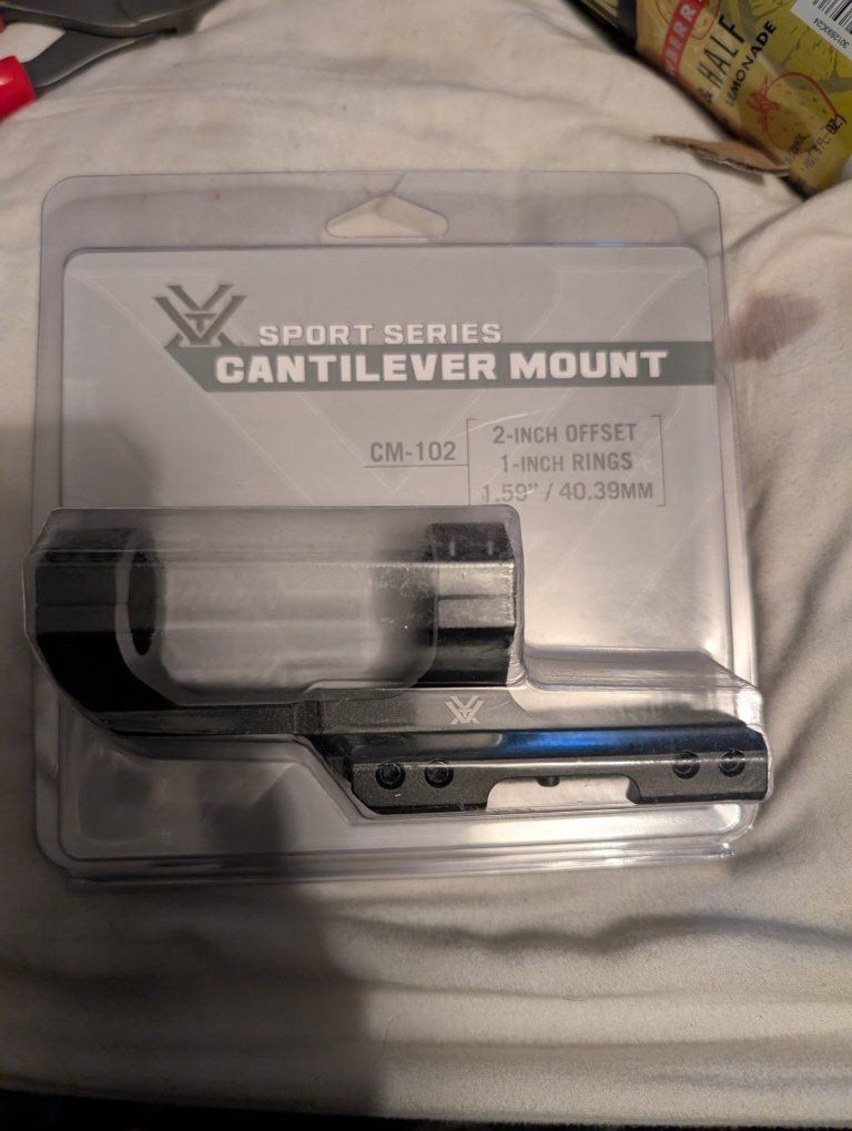Cantilever scope mount
