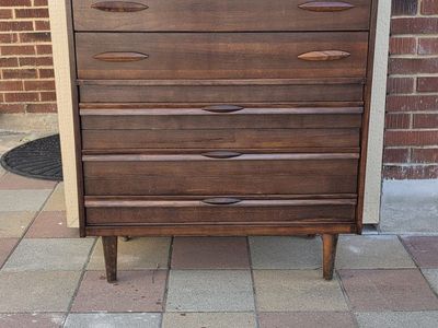 Vintage Mid Century Highboy 4 Drawer Dresser