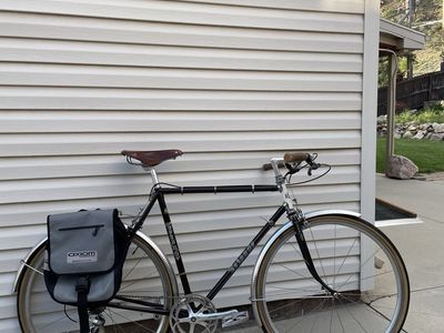 The Tornado! Retro steel Italian frame 700c commuter med/large