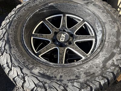 3 XD KCM wheels and tires
