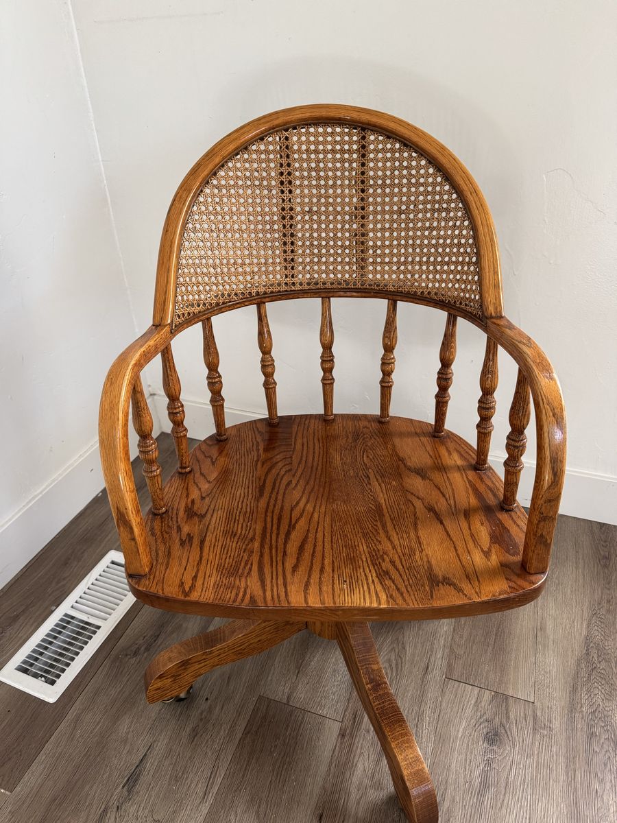Vintage swivel chair