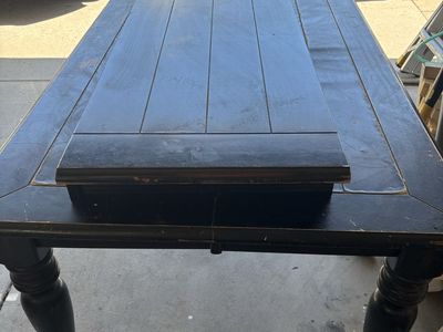 8 person table