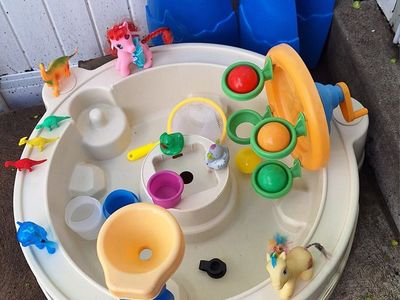 Little Tikes Spiralin' Seas Waterpark Water Table